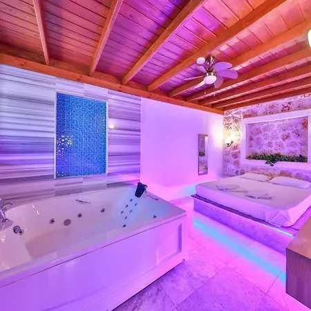 Nergiz Kaş